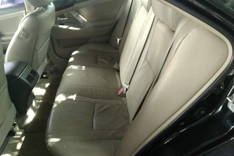 Used Toyota Camry 2013 200G Classic Luxury Edition