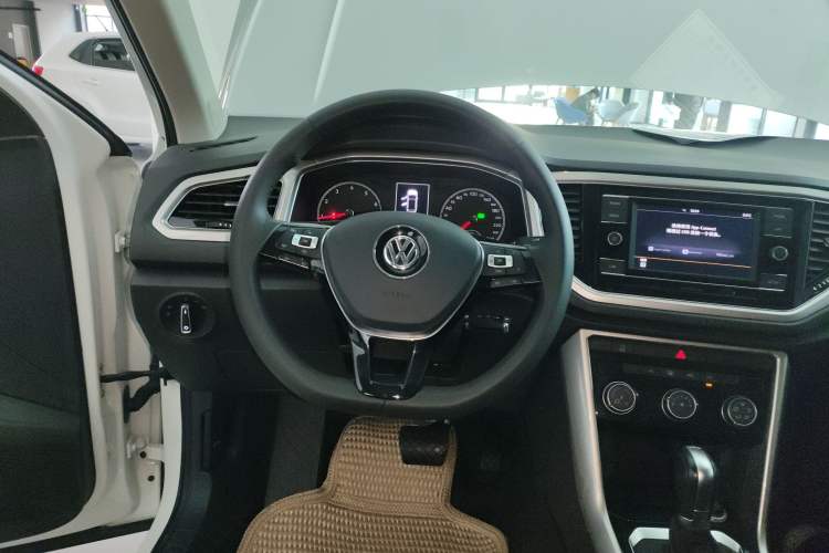 Used Volkswagen T-ROC 2020 230TSI DSG Two-Wheel Drive Advanced Version