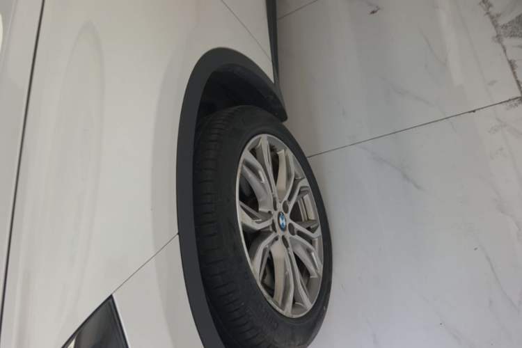 Used BMW X1 2019 sDrive20Li Leading Model