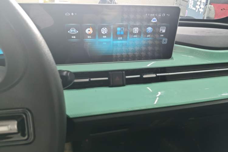 Used BAW Yuanbao 2022 Smart Version Audio And AC Panel