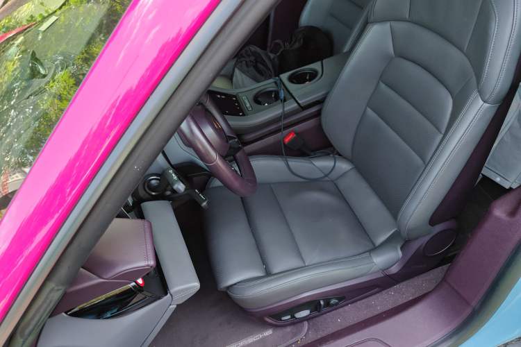 Used Porsche Taycan 2022-Year Updated Taycan
