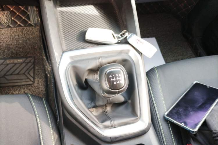 Used Baojun RM-5 2019 1.5L Manual Elite Edition with 24-hour Online Service 5 Seats
