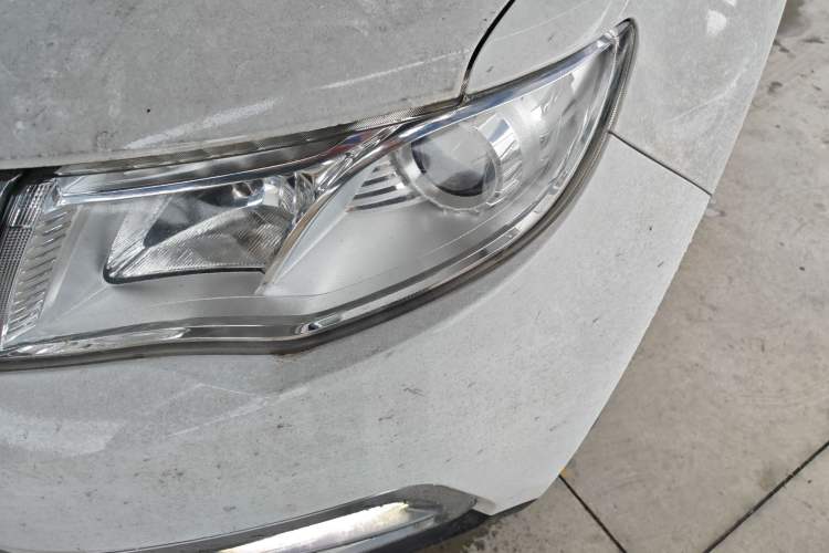 Used Geely Auto Emgrand X7 Sport 2016 1.8TD Automatic Smart Connectivity Version Left Front Headlight