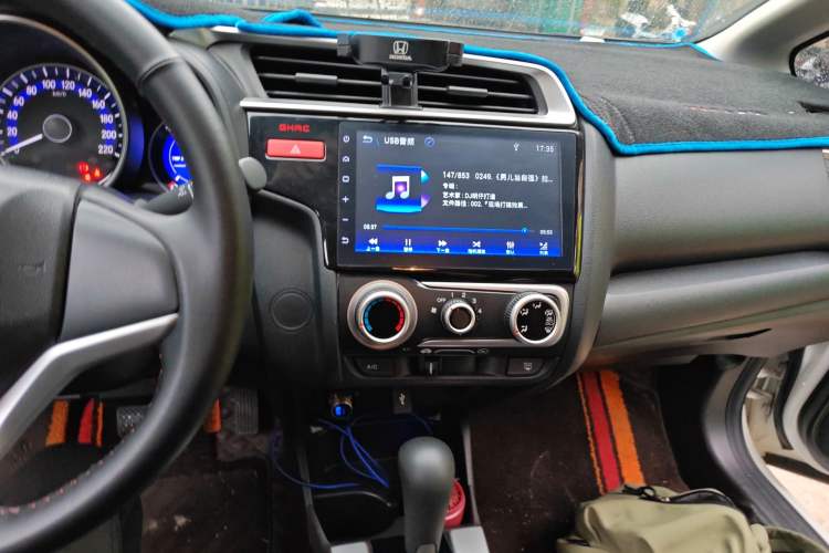 Used Honda Fit 2014 1.5L SE CVT Fashion Model
