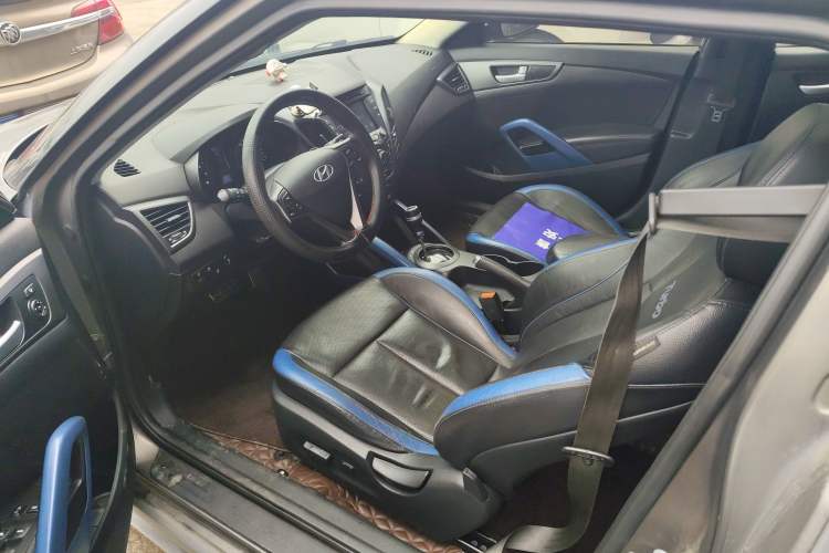 Used Hyundai Veloster 2012 1.6T Automatic Luxury Edition
