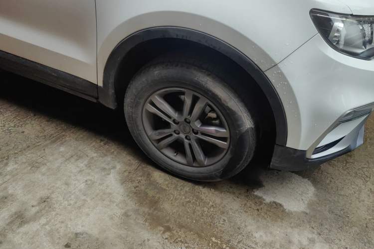 Used Geely Auto Emgrand X7 Sport 2021 Million Edition 1.8TD Manual Two-Wheel Drive Comfort Model