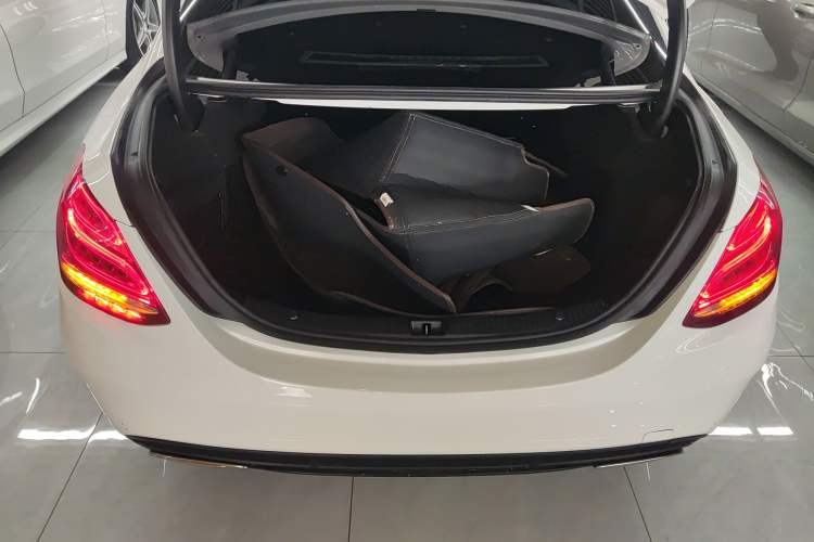 Used Mercedes-Benz C-Class 2017 C 200 L Sport Edition
