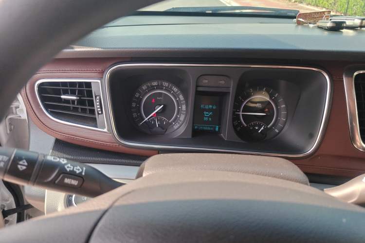 Used Buick GL8 2018 28T Comfort Model China VI Standard Instrument Cluster