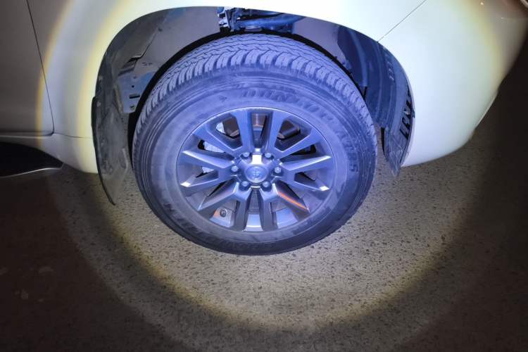 Used Toyota Prado 2018 3.5L Automatic TX-L Right Front Wheel Hub
