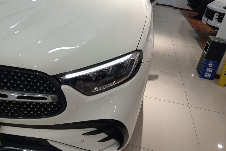 Used Mercedes-Benz GLC 2023 GLC 300 L 4MATIC Dynamic 7-Seater