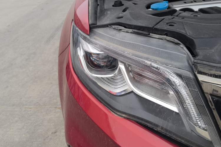 Used Geely Auto Emgrand X7 Sport 2020 1.8TD DCT Two-Wheel Drive Smart Connect 4G-Enabled Version
