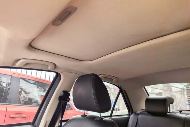 Used Geely Auto Diamond 2016 1.5L Manual Elite Edition