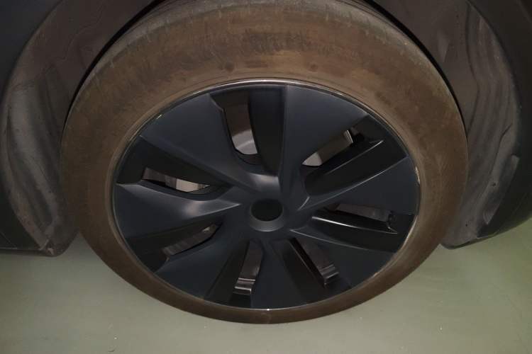 Used Tesla Model Y 2024 Rear-Wheel-Drive Version
