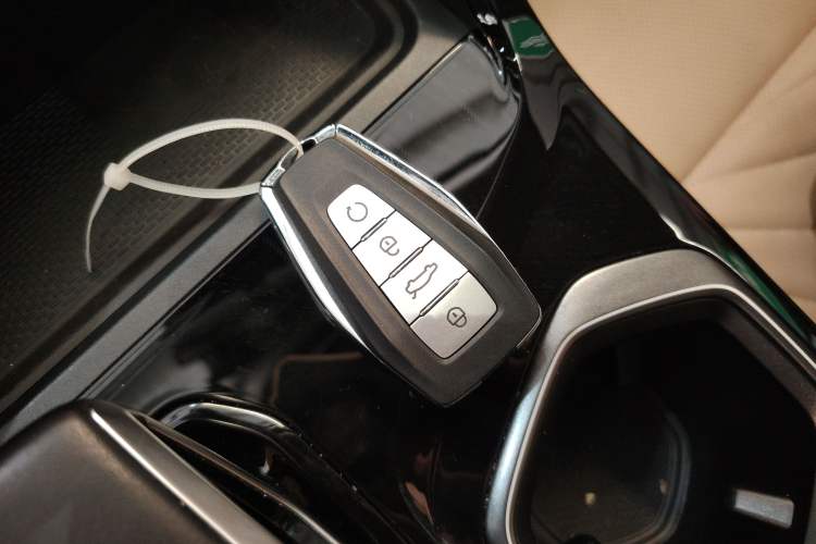 Used Geely Auto FX11 2023 1.5TD DCT Prestige Edition