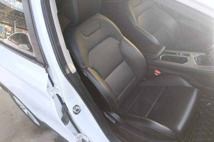 Used Geely Auto Coolray 2020 PRO 240T Manual Shooter
