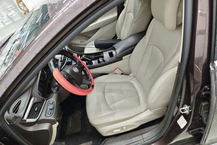 Used Buick LaCrosse 2016 20T Leading Model Left Front Seat