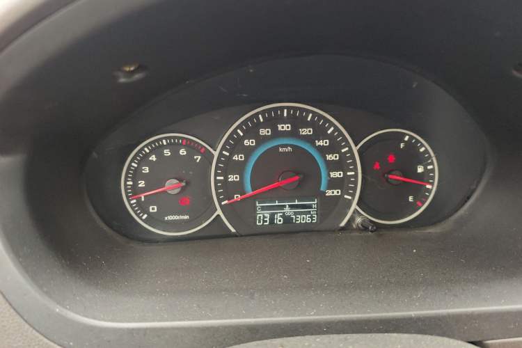 Used Wuling Rongguang V 2015 1.5L Base Version Instrument Cluster