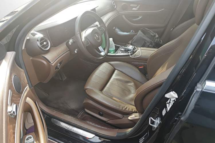 Used Mercedes-Benz E-Class 2016 E 200 L
