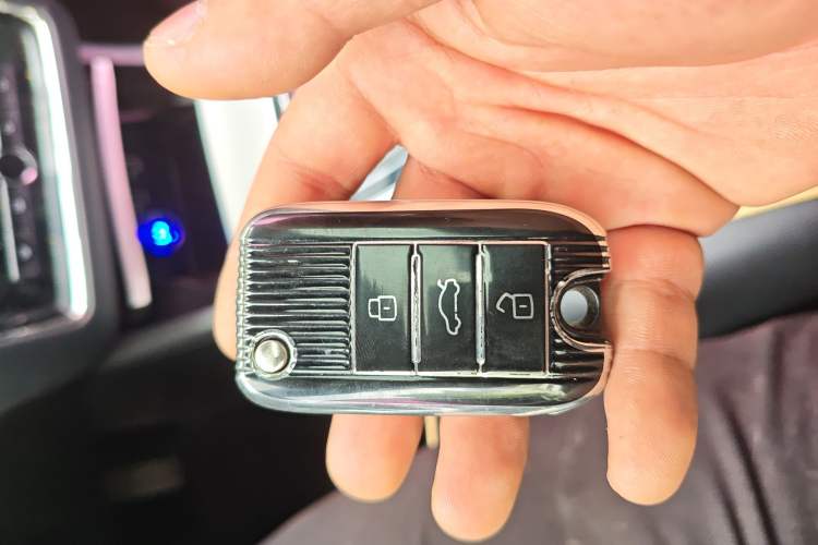 Used Roewe i6 New Energy 2017 45T Hybrid Connect & Smart Enjoyment Edition
