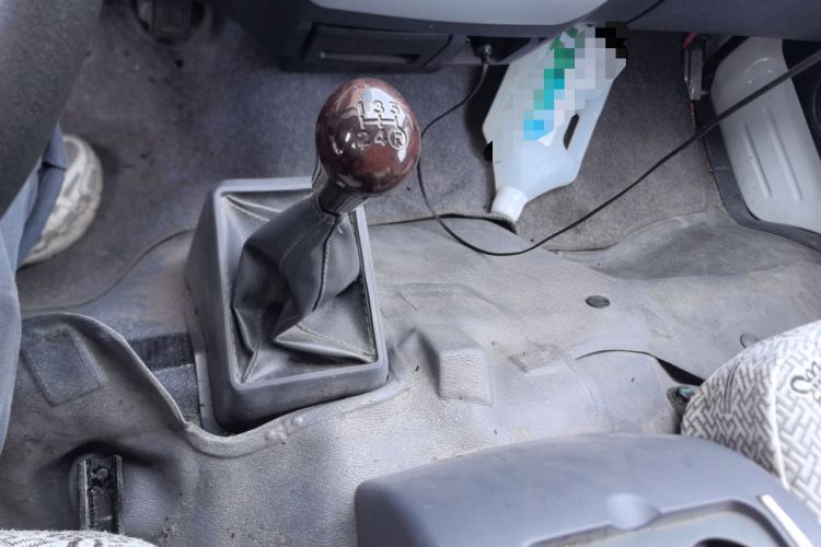 Used King Long Golden Way 2018 2.0L Business Series 4G20