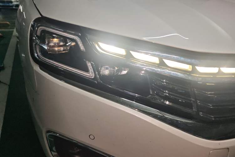 Used Citroen C6 2017 Revised Version 380THP Luxury Edition
