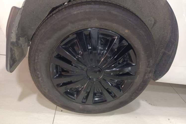 Used Geely Galaxy Panda 2024 Panda Mini 200km Endurance Bear Right Rear Wheel Hub