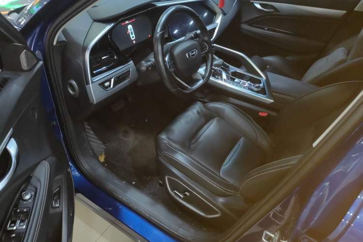 Used Geely Auto Monjaro New Energy 2021 ePro YAOXINGZHE Pure Electric Range 56 KM Driver Seat