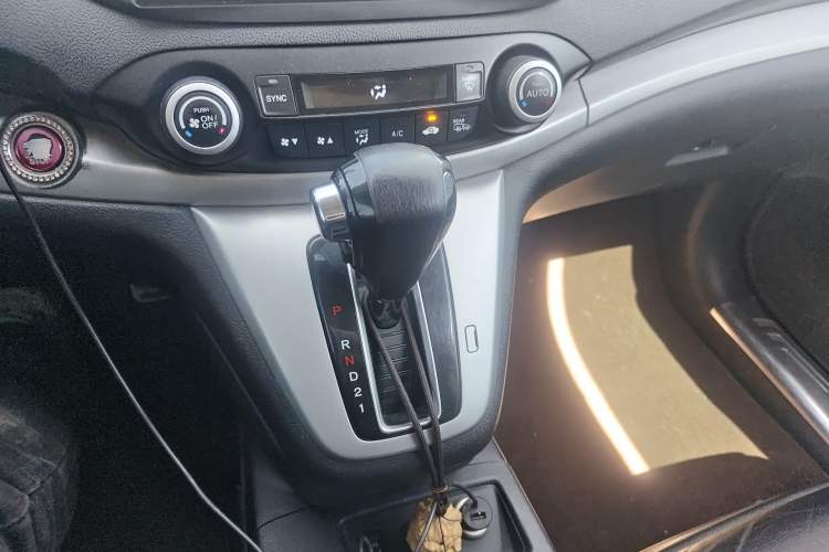 Used Honda CR-V 2013 2.4L two-wheel drive luxury version
