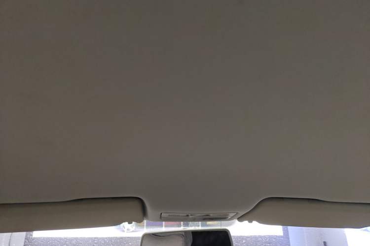 Used Volkswagen Bora 2014 1.6L Manual Fashion Edition Headliner
