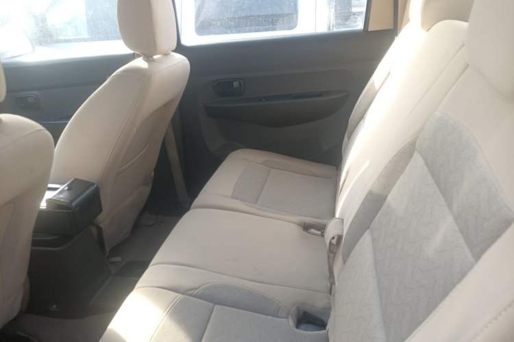 Used Wuling Hongguang 2019 1.5L S Comfort Edition China VI LAR