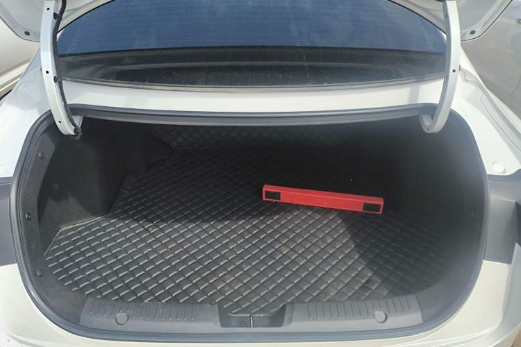 Used CHANGAN Eado DD 2023 Blue Whale NE 1.5T GDI DCT Luxury Edition Trunk