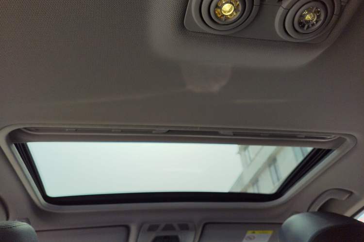 Used BMW 3 Series 2017 320Li Fashion Model
