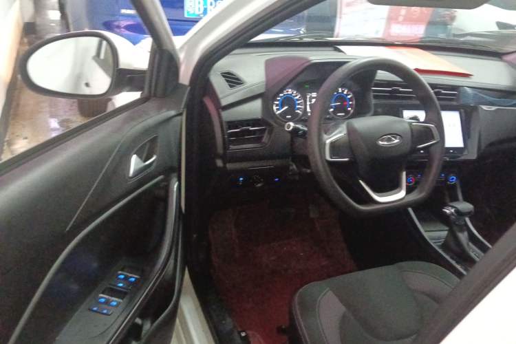 Used Chery Tiggo 3X 2024 1.5L CVT Excellence Edition Driver Seat