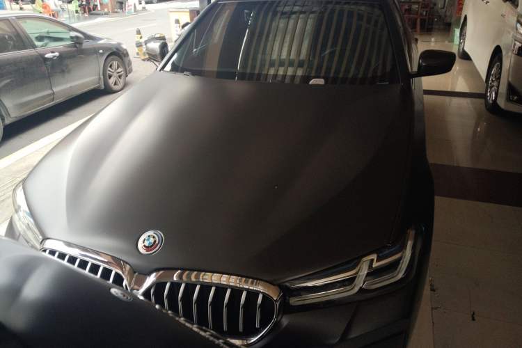 Used BMW 5 Series 2022 Restyled 540i Luxury Edition M Sport Package Front