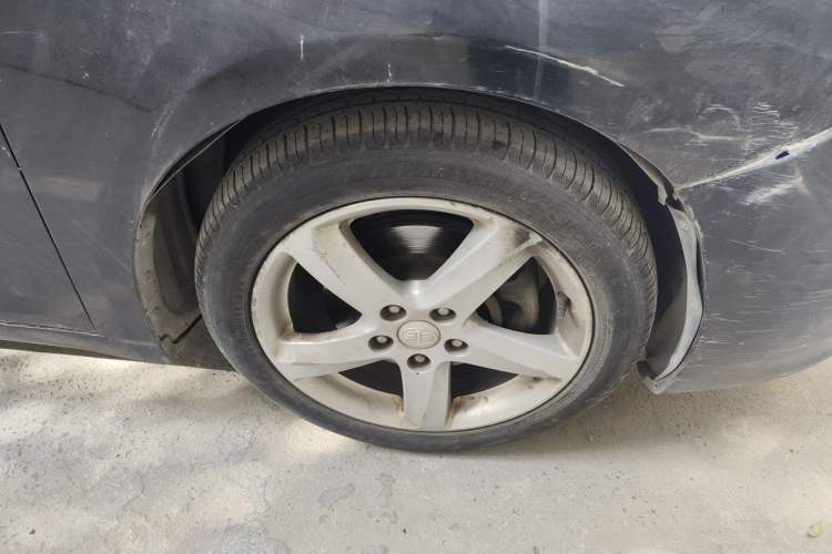 Used Bestune B70 2014 2.0L manual luxury version