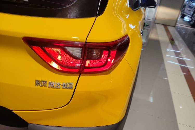 Used Kia kx1 Stonic 2021 1.4L CVT Fun & Sunroof Model Exterior 3