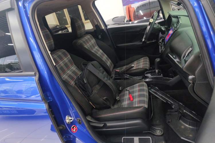 Used Honda Fit 2018 1.5L CVT Comfort Sunroof Version