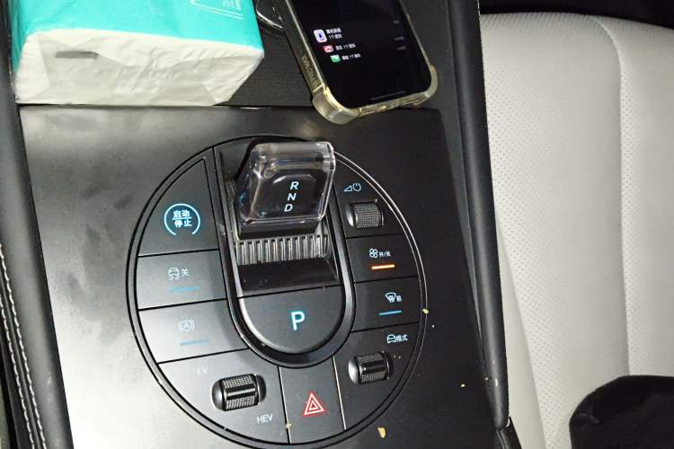 Used BYD Seal 06 New Energy 2024 DM-i 80KM Prestige Model Gear Lever