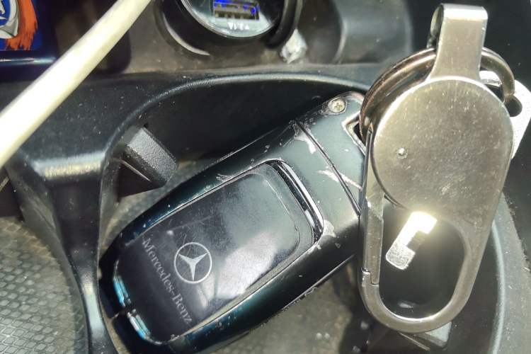 Used Mercedes-Benz E-Class New Energy 2022 Restyled E 350 e L Plug-in Hybrid Sedan
