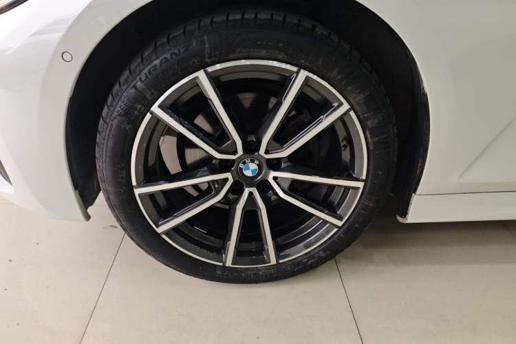 Used BMW 3 Series 2021 Second Facelift 320Li M Sport Package
