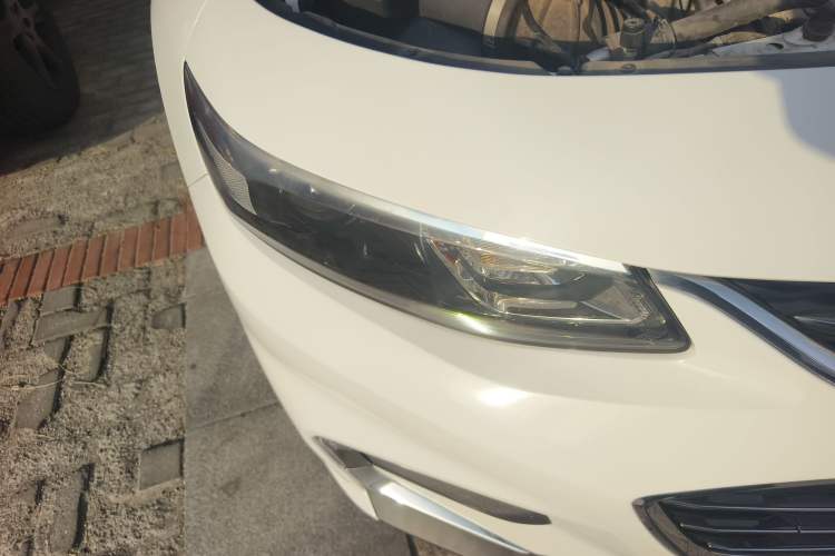 Used Chevrolet Malibu XL 2017 1.5T Automatic Ruichi Edition Right Front Headlight