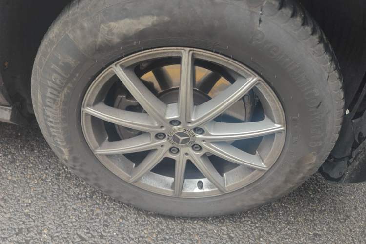 Used Mercedes-Benz GLE 2020 Restyled GLE 350 4MATIC Fashion Edition Special Version Right Front Wheel Hub