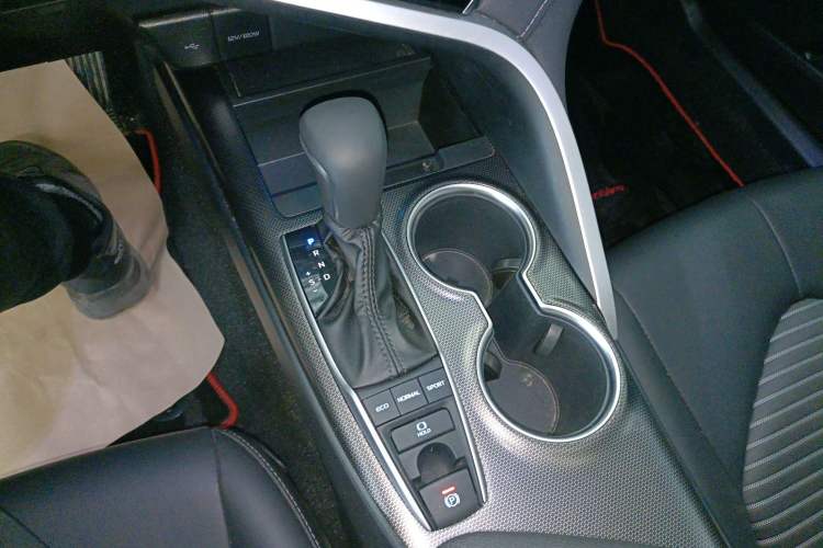 Used Toyota Camry 2022 2.5S Knight Edition
