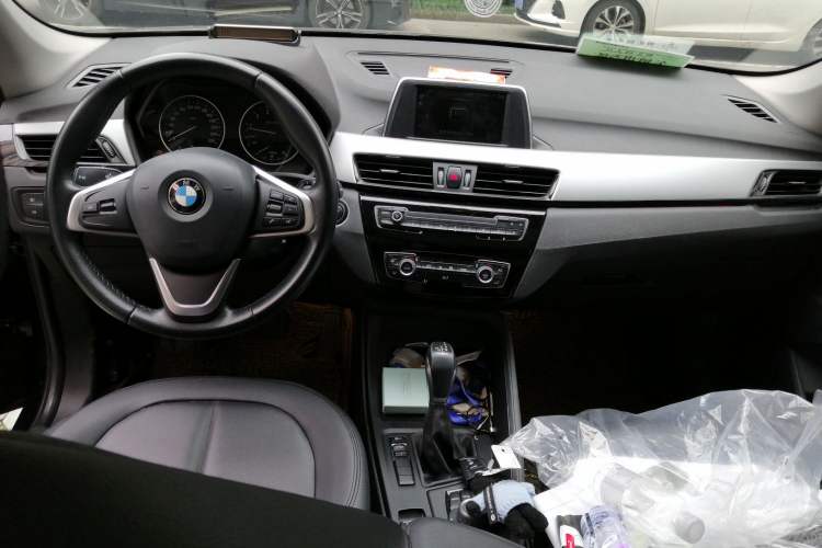Used BMW X1 2018 sDrive20Li Leading Model
