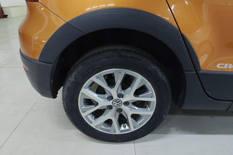 Used Volkswagen Polo 2018 1.5L Cross Polo Automatic
