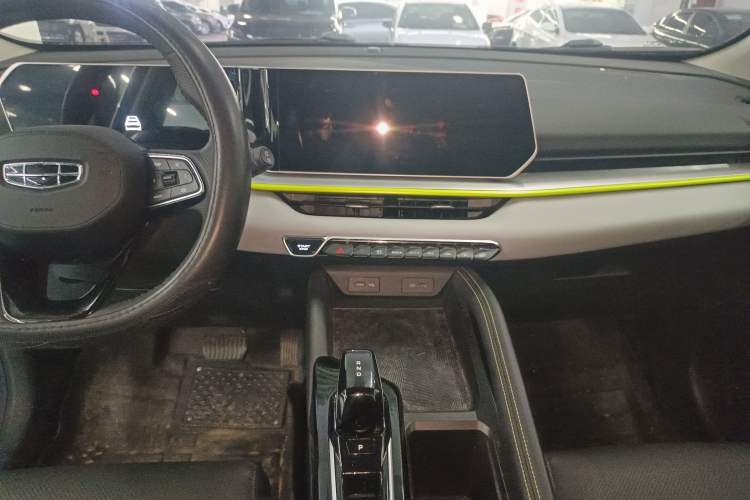 Used Geely Auto Coolray 2022 Bin Yue COOL 1.5TD DCT Hot Engine Edition
