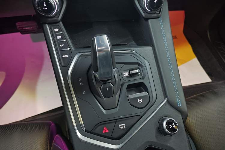 Used Lynk & Co 05 2022 2.0T Two-Wheel Drive Shine Halo
