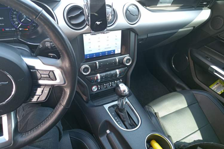 Used Ford Mustang 2021 2.3T EcoBoost Audio And AC Panel