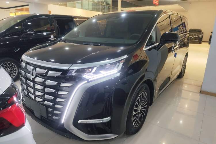 Used Denza D9 2022 DM-i 970 Four-Wheel Drive Flagship Model