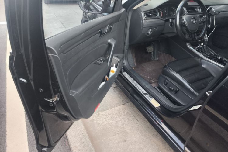 Used Volkswagen Passat 2017 330TSI DSG Luxury Edition